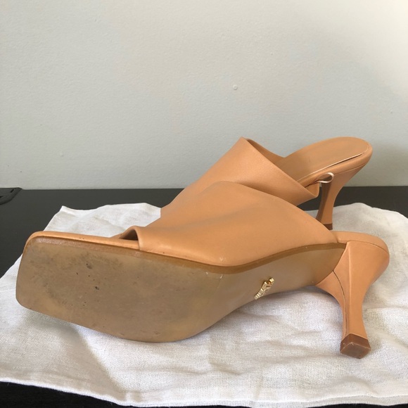 Zara Tan Leather Mules - Picture 4 of 4